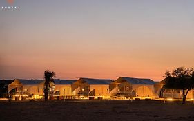 Zostel Sam Desert
